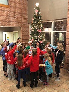 SandymountES's tweet photo. SES GOTR- Serving their community at the Atrium Village- a Senior Lifestyle community. https://t.co/ceaguT3x4Y