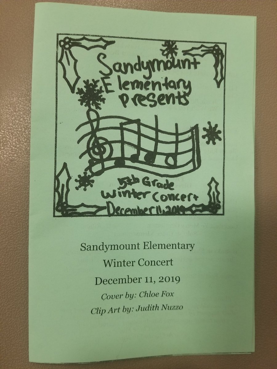 SandymountES's tweet photo. Grade 5 Winter Concert! https://t.co/UKh9Hb1ACC