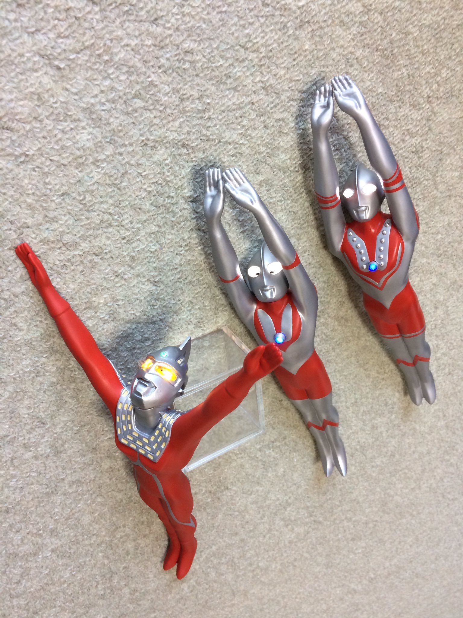 キヌタぬき в X: „CVF特撮王シリーズ 「ゾフィー(飛行タイプ