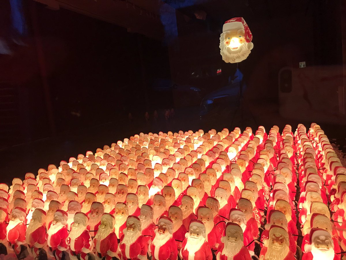 duckyaj's tweet photo. #thesantaclones2019 https://t.co/iqhcM80YD3