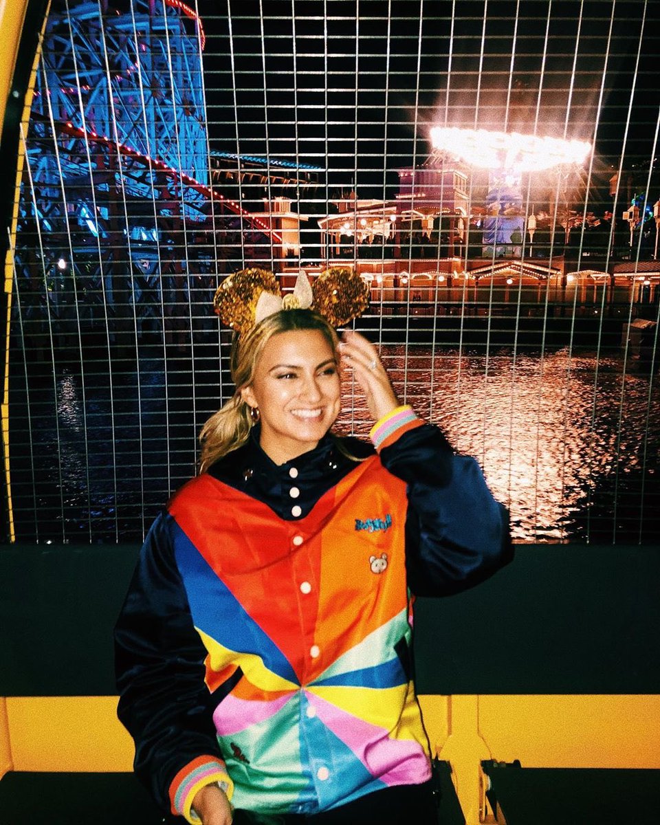 torikelly's tweet photo. ✨🎡 https://t.co/nSOGeZuljs
