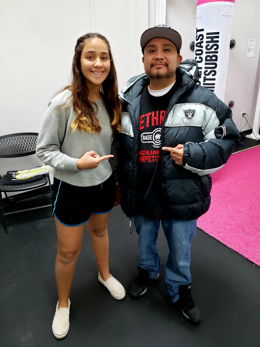 DJ_2Bounce's tweet image. #CyborgNation we are here!
Official #Bellator238 Street Team!
#WMMA Fans Who's 
Going to the fight?
Tix can be purchased below: 
Be sure to use Code: CYBORG before checkout and let me know what seats you got to help me win!
bit.ly/38J9wjR

#CyborgVsBudd 
#BellatorNation