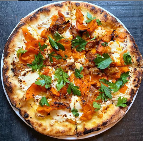 AlephLiving's tweet photo. 🍕 Pizza Heaven 🍕

Have a slice of some of the best artisanal pizza. Tag a friend who would love this. 👇

#brooklyneats #Brooklyn #williamsburg #bushwick #bedstuy #stuyheights #coliving #brooklynlivng #brooklynlocal #AlephLiving #Aleph #roommates 📷 @saraghinabrooklyn https://t.co/khdmi7cu36