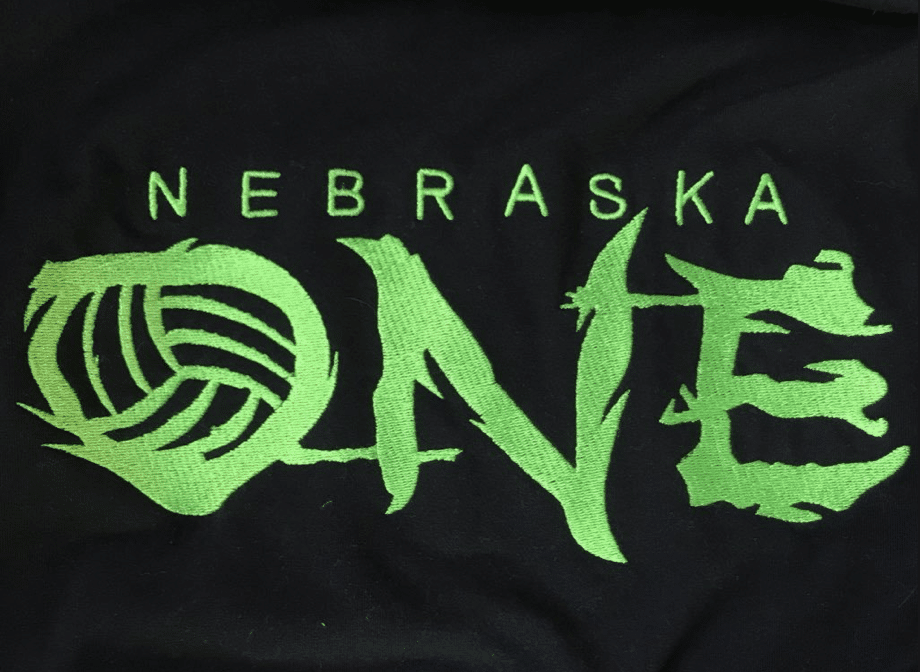 PrepDig_NE's tweet photo. Let’s Meet the Nebraska One Club Teams @AlexaTheis @SidneyHauptman @raegan_holle @BlydenDarian @lillianjoyy @bri_lemke @sophia012004 

https://t.co/HVCUkh06rB https://t.co/iOYkiPdBla