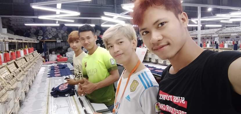 LeangvanL's tweet photo. តោះយកមួយណា https://t.co/fuKac1cJv0
