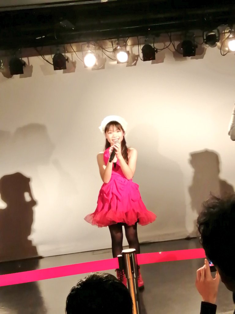 arcokuco's tweet photo. ちいちゃん💓サンタさん🎅
#KIDJAM 
#田村千尋 https://t.co/xLq3b3fhJW