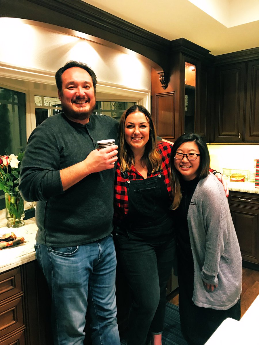 lee_science_shs's tweet photo. @gotogapower staff alum! made it through high school together (we all overlapped back in the day) and just made it through yet another semester as of today 😍😍😍😍 #lgsuhsd #gotogapower #gofalconpower #lee_science_shs #onceafalconalwaysafalcon https://t.co/LjZW38sUO0