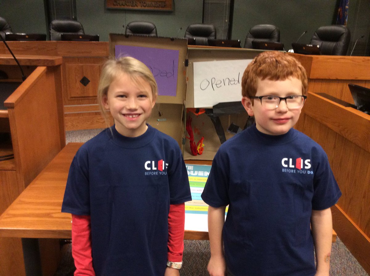 Thank you to Grand Haven Fire Rescue and <a href="/ULdialogue/">uldialogue</a>  for supporting Mrs. Ingall’s 2nd graders promote “Close before you doze” campaign. Ss went BIG and had creative solutions that included partnering with McDonalds, toothpaste companies, and Apple. <a href="/ghschools/">GHAPS</a> <a href="/ghapslakehills/">GHAPS-Lake Hills</a>