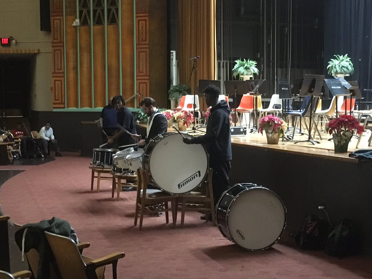 ADofArts's tweet photo. Excellent #beginningband and #beginningchoir Concert @denby_hs last night! @Detroitk12 #studentsriseweallrise https://t.co/vvfB3tyvps