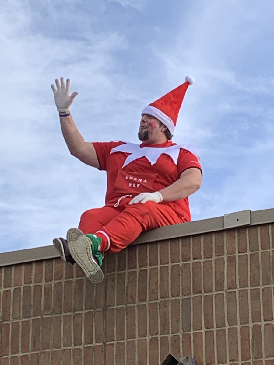 Lesley ferguson tweet media