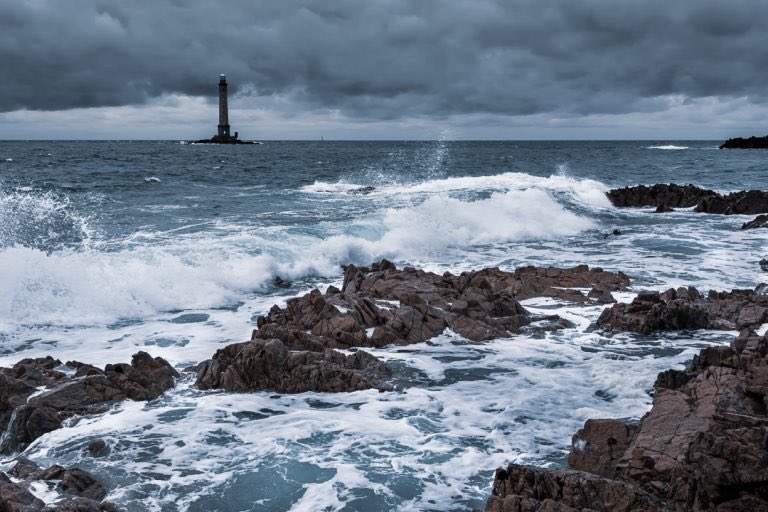 JeromeDavoult's tweet image. Faire ce périple en décembre, en période de tempêtes, c’est l’occasion de voir la variété du ciel et de profiter des vagues et de la houle sur les côtes. Le refaire en une autre saison sera complètement différent.
Merci pour ce moment.