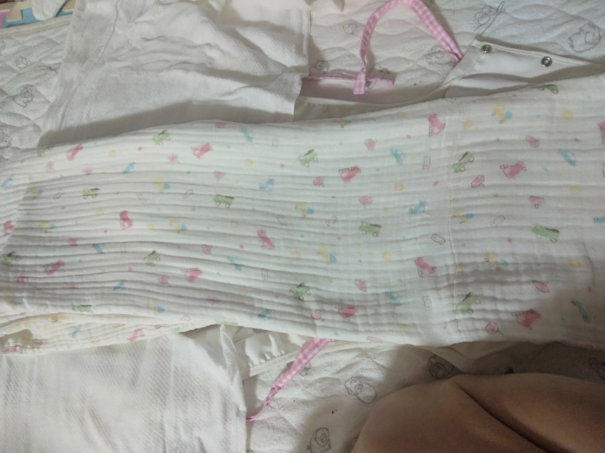 おむつのあて方