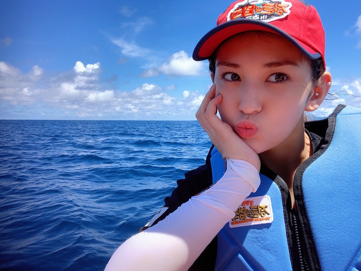 Happy Weekend❤
이번 주말도 <정글의 법칙> 과 함께!
토요일 오후 9시⏰
소미의 활약을 기대해주솜~~😍
#SOMI #전소미 #정글의법칙 #THEBLACKLABEL