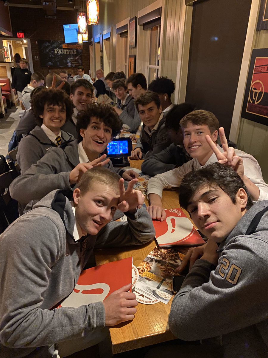 wfhsbasketball's tweet photo. Nice win tonight over West Forsyth in NC. @bidwellbroc 22p (5 3PM) 3r 2s 2a @jack_bock_21 17p 3r 2s 2a @josephstaiti23 15p 8r @ZabetakisNick 6-6 FT late to ice it @WFHS_HS @ForsythSports @TMarkwith14 @SHReport @HoopSeenGA @KyleSandy355 @northgareport @OntheRadarHoops https://t.co/B4UEipuNPp