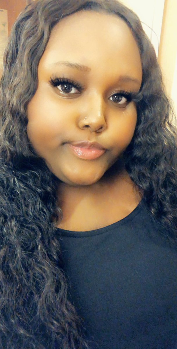 bigfine_dime's tweet photo. Almost forgot #bigfinefriday (haven’t taken any pictures since the cruise 😬 buuuut oh well 🥴
#naturalhair #naturalista #NaturalHairTwitter #skinglowin #frogrowin #bigfinehive #sewin #protectivestyles #BigGirlTwitter #FatGirlTwitter #BigFineEnergy #bigfinesmatter https://t.co/lQPykJJEWC