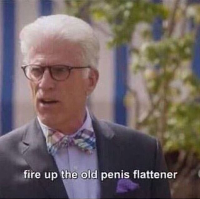 SbwayIraq's tweet photo. Me when an infidel start talking about “Christmas” https://t.co/lwPOwzyRED