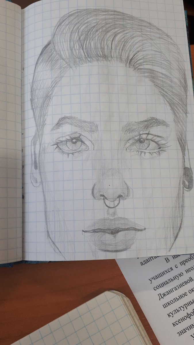 TaliTheEnd's tweet photo. Чем заняться на паре? Правильно - рисовать) https://t.co/rQYFklXVZU