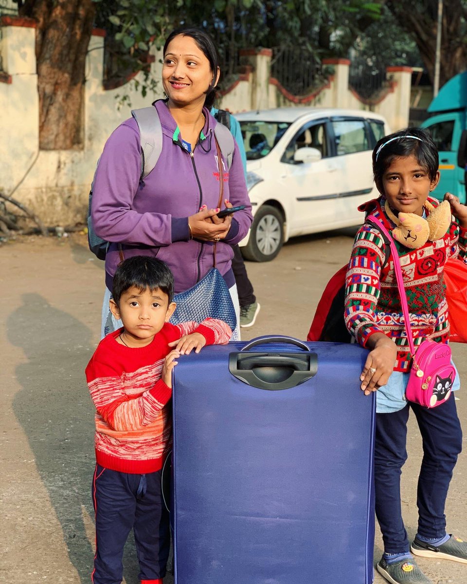 RjAkkiiRedfm's tweet photo. दीदी युविका विवान आ गए !!
#WelcometoPune #family❤️ https://t.co/jTq0zJExh7