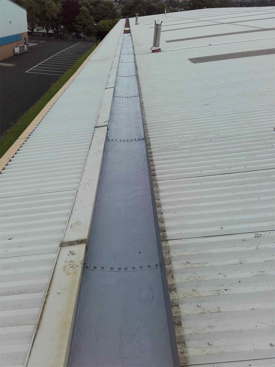 DonkinGroup's tweet photo. Whilst we take on contracts up to £3m in value, our small/specialist works division is a huge part of our group activity. Here's a small selection of some projects we have completed in 2019 starting with these heavily dilapidated gutters re-coated with @GiromaxT products... https://t.co/mSjPRNsLep