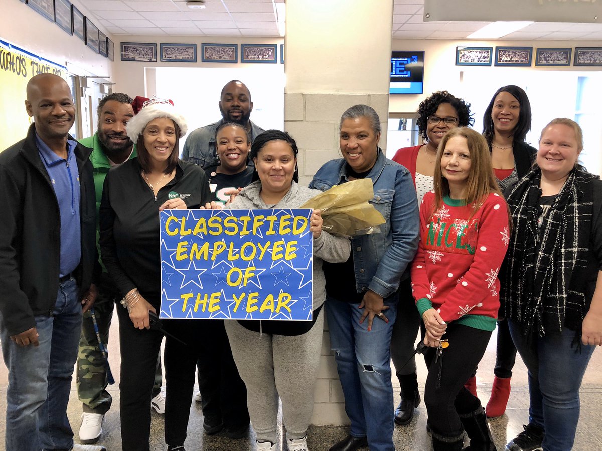 Congratulations to Johnathan Stowe “Teacher of the Year” and Patricia Horne “Classified Employee of the Year” at Carver. Thank you for all you do everyday for our students and school. You guys rock! <a href="/CHS_JacketPride/">Carver High School</a> <a href="/CarverHS_Nation/">CarverHSNation_WS</a> <a href="/CfMontague/">Carol Montague-Davis</a> <a href="/CarverPtsa/">Carver PTSA</a> <a href="/jacket_mathhive/">Carver High School Math Department</a> <a href="/wsfcs/">WS/FC Schools</a>