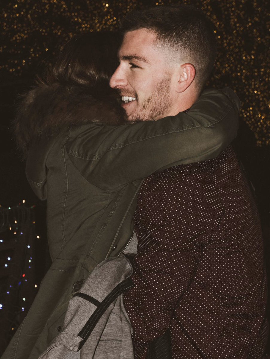 EvansKah's tweet photo. December 19th was too good 💍🖤 https://t.co/bxMhabFXmg