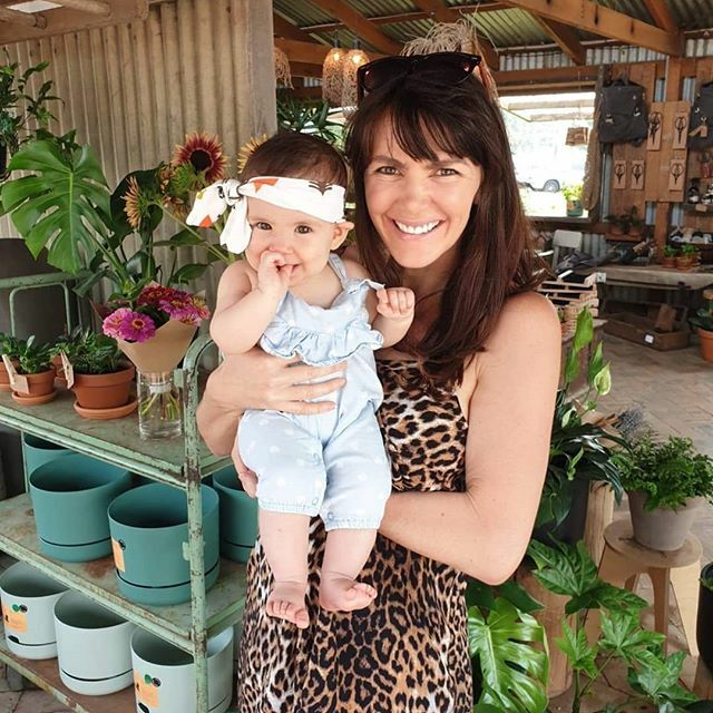 SallyMatterson's tweet image. I took a photo in this exact spot 3 yrs ago. It's amazing how quickly life can change! #blessed
#familyfunday ift.tt/2ScAkTC