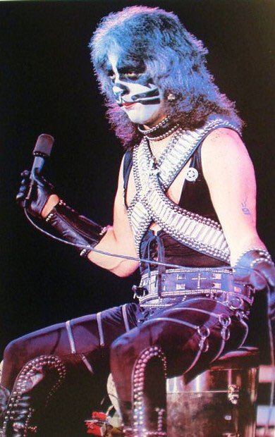 Happy birthday to everyone s favorite catman, peter criss!! 