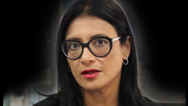 BraHlonisky's tweet photo. In the same #eNCA newsroom we have this ANC cadre called #KarimaBrown. The same "impartial journalist" who mobilised #SACP to organise a march in defense of Jamnandas after #PublicProtector made adverse findings against him.
#eNCA rot runs deep.
#JeremyMaggsMustFall https://t.co/p82ZuhbERL