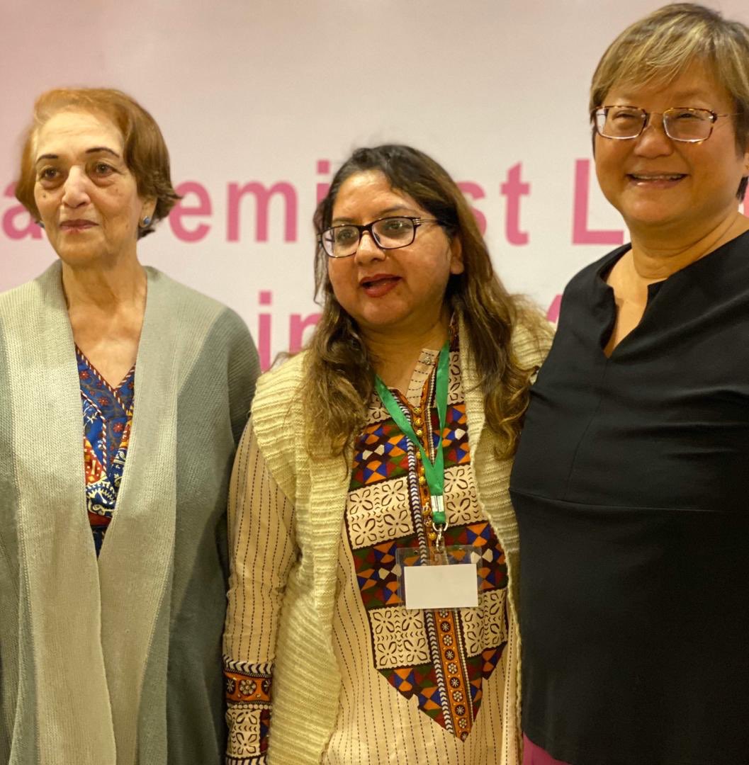 honeyean's tweet photo. A super #FLTPPK workshop in #Lahore. The pre- &amp; post-test results showed improvement in all areas. For some eg #Law &amp; #InternationalHumanRightsLaw - 100% improvement! Met the iconic #feminist #MehnazRafi. Her session was just fab. Thanks for my shawl! @apwld #FLTP #HomeNet ❤️ https://t.co/uaqNODjx3b