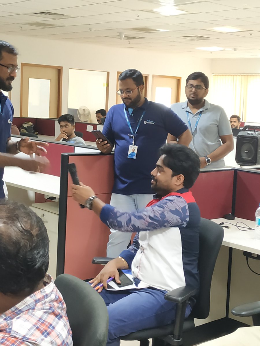 InnopplIndia's tweet photo. It is raining sensible questions from all comers, a lot of interaction happening on #Flutter topics such as UI, Design, Platforms &amp; more. It is turning out to be a very lively meet! https://t.co/NZKTAbbmHZ