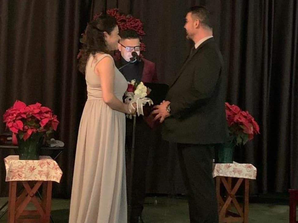 pastorpepe27's tweet photo. Had the privilege of officiating my Sister's 25th Wedding Anniversary.
Congratulations @ngonzales948 &amp; Nap Gonzales...love you all. ❤

#theystilldo #25&amp;counting https://t.co/qjeqs1s6Rq