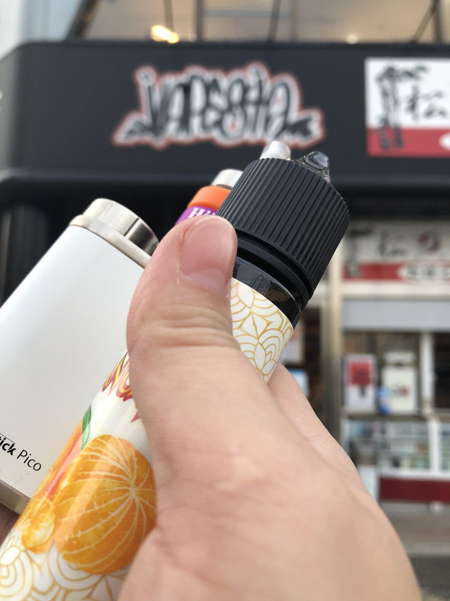 aqua_chimaru's tweet photo. リキッドゲット\(^o^)/
#ベイプスタ #vapesta https://t.co/w0qaG36mkP