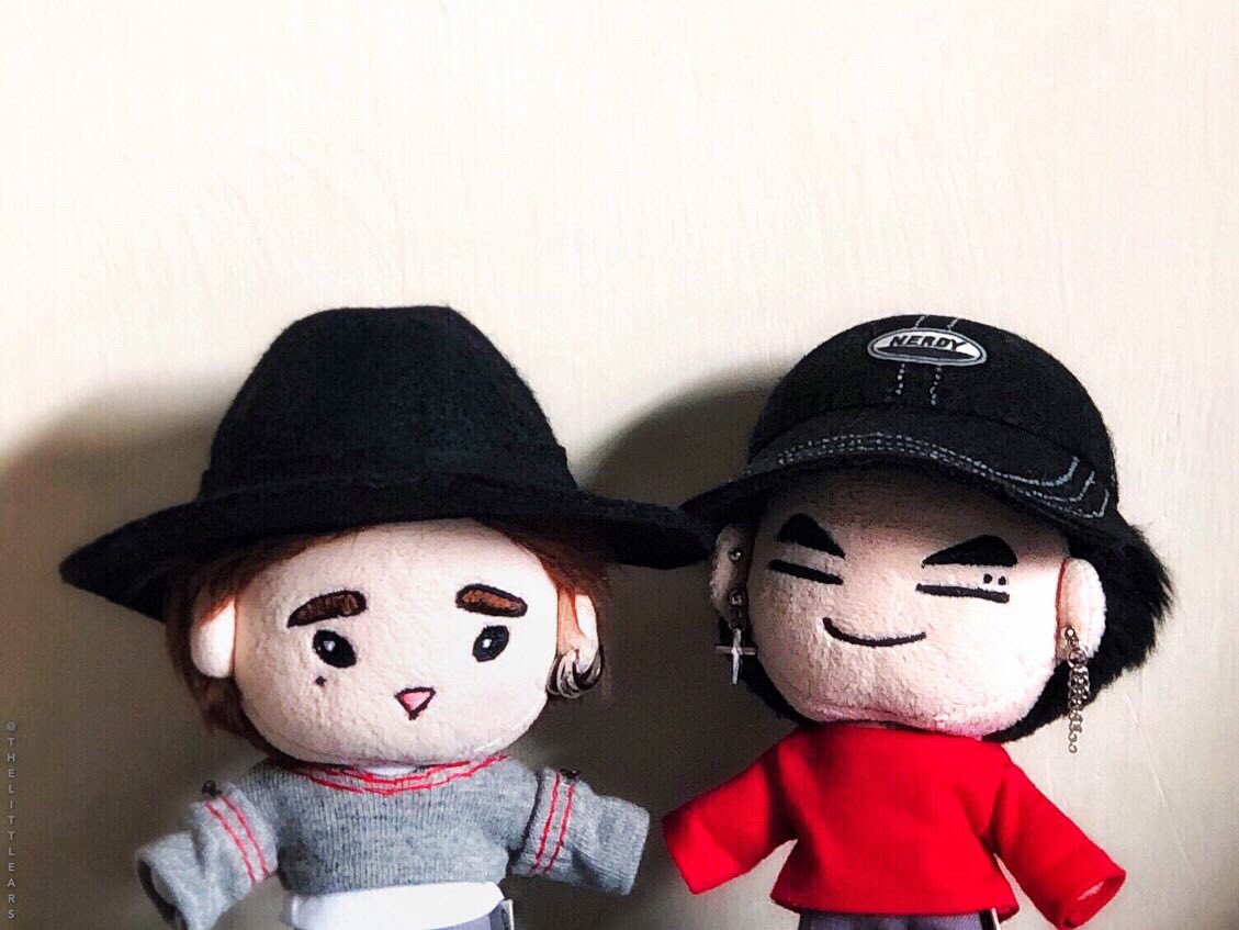 thelittlears's tweet photo. 항상 행복한 2Jae 🥰
크리스마스에 
우리를 생각해줘서
🎄🎁 고마워 
🧢- @tsukuneshop
.
.
#playwithyoungjae #youngjaedoll #got7doll  #dreamknightdoll #got7  #youngjae #gotoondoll 
#got7youngjae #playwithgot7doll 
#got7炸毛 #崔榮宰 #got7macau
#퉤터리 #최영재 #갓세븐  #handmadeclothes https://t.co/k4E72F4p47