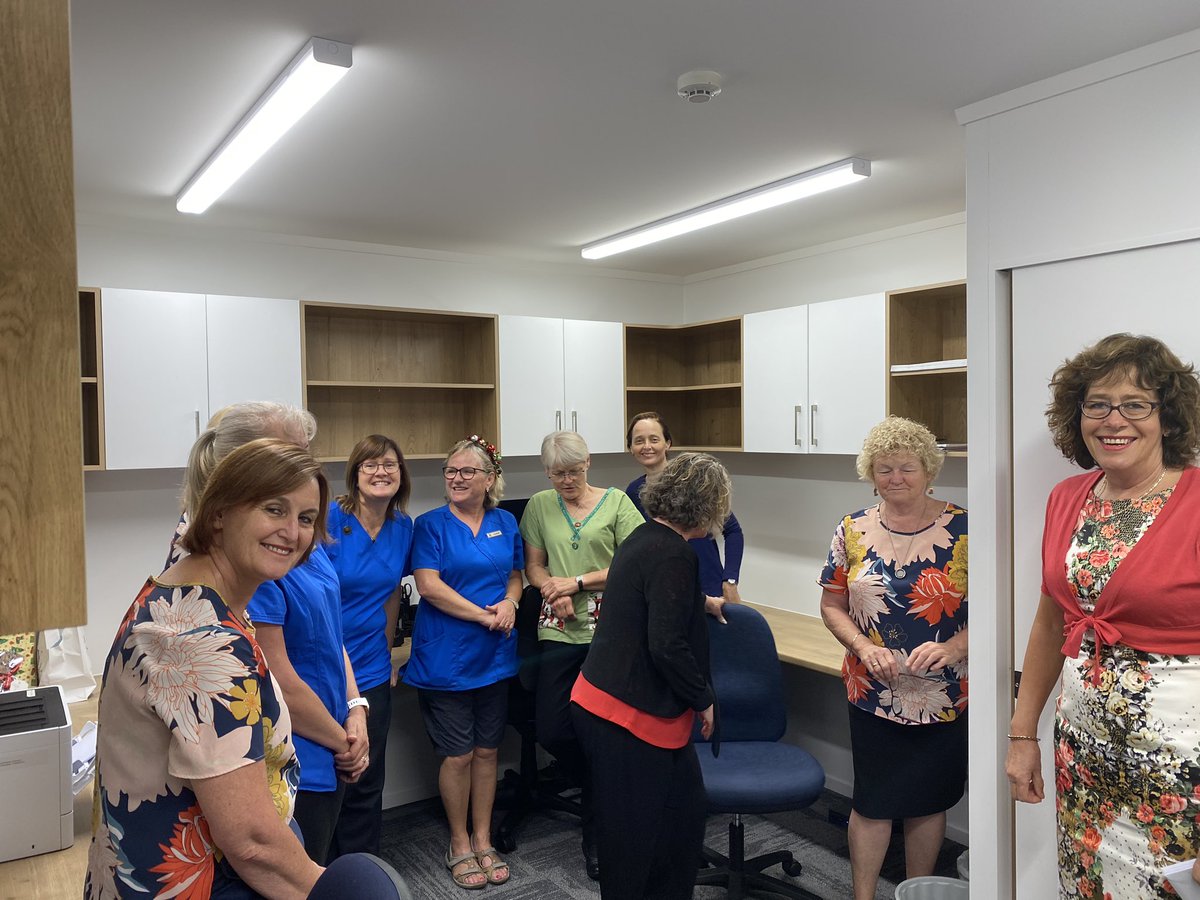 DralisonJames's tweet photo. So we are 2 weeks into our Healthcare Home journey and , of course, my favourite part so far is the daily staff huddle - GPs, nurses and admin. A wonderful way for us all to connect and start the day as a team. Simple but so effective! @HCH_NZ @HCHcollab @pinmhnmd https://t.co/siTxSPfd1W