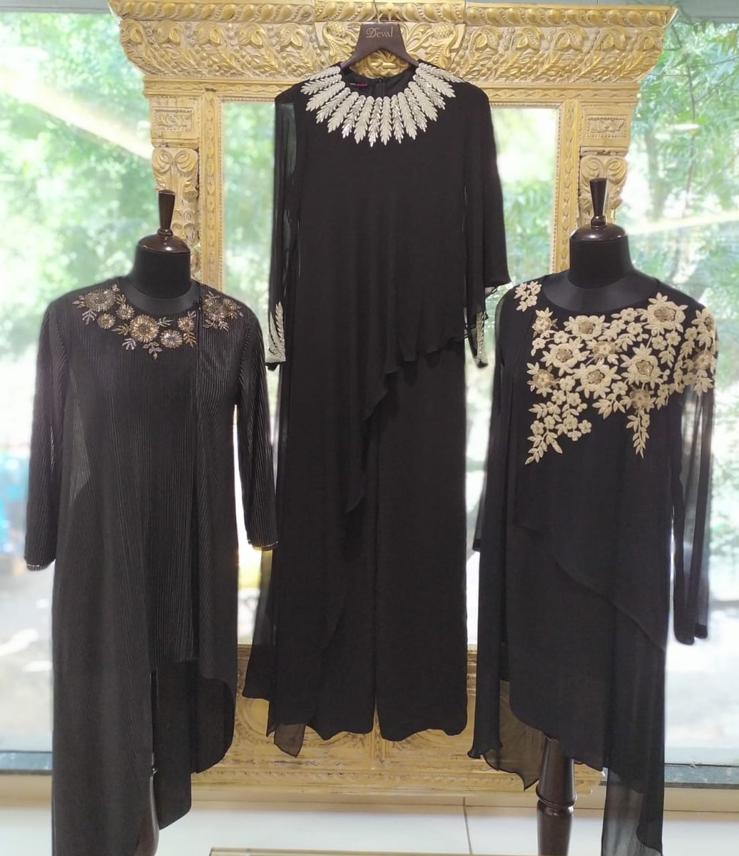 DEVALSTORE's tweet photo. Namrata Joshipura’s easy separates with modern sensibilities and a touch of subtle bling are on our racks now!!!
Do visit us at Deval The Multi Designer Store!!!
#devalstore #ahmedabad #designerwear #designerstore #multidesignerstore #partywear #western #fashion https://t.co/urIErrCS3H