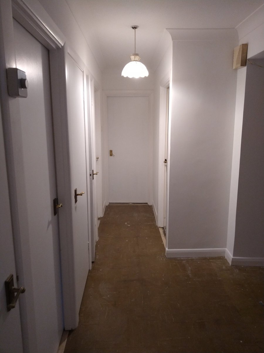 wdrpaint's tweet photo. Finished for Christmas! \o/ ๐ป Final pics from last job. Bit of tidying and fittings back yesterday. @AnduraCoatings #SatinWhite @Tikkurila_UK #antireflex2 https://t.co/nDYWWCVgAz