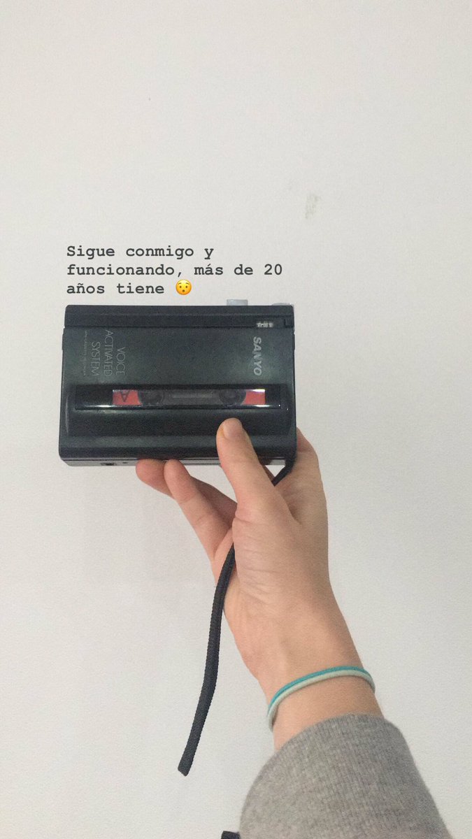 elenacoello_'s tweet photo. Cosas de antes, ahora 😅 https://t.co/uR32SArWH1