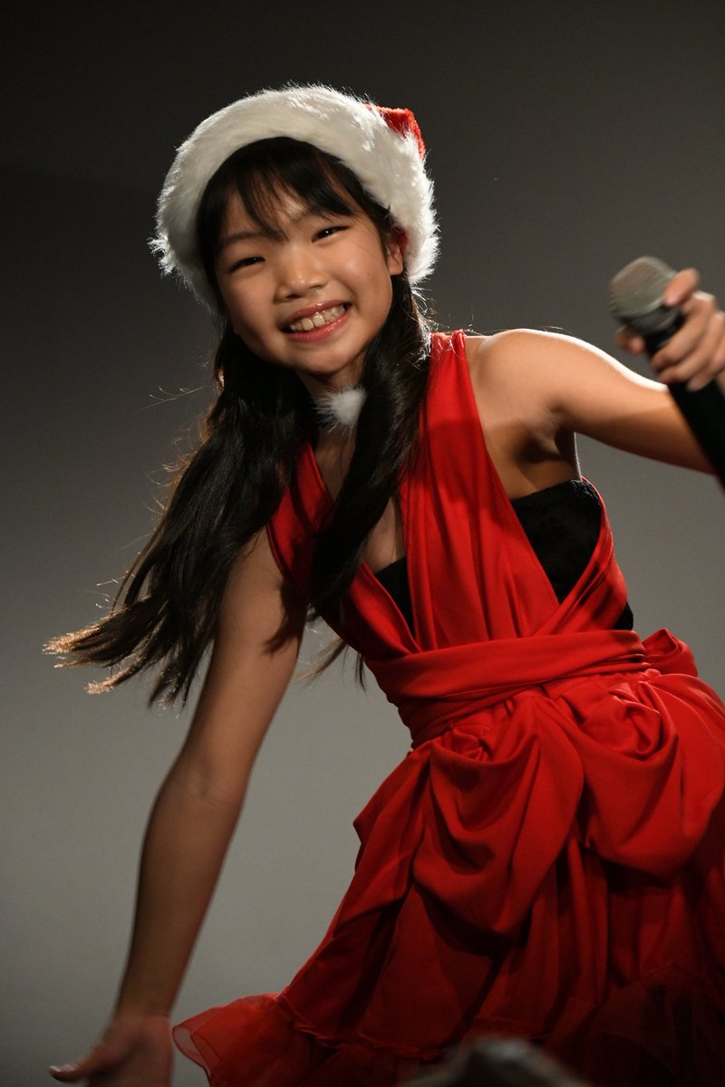 SD8U7w1v9x2rhh2's tweet photo. ちぃちゃん
KID JAM、西川口GALAXY
2019 12 21。
今日は初めカメラが動かなくてあせりましたが、レンズがきっちり装着されてなかったせいでした。
#ちぃちゃん #田村千尋
#KIDJAM #西川口GALAXY https://t.co/oyKLtQLYqD