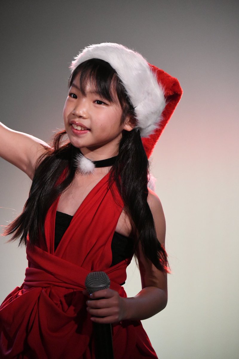 SD8U7w1v9x2rhh2's tweet photo. ちぃちゃん
KID JAM、西川口GALAXY
2019 12 21。
今日は初めカメラが動かなくてあせりましたが、レンズがきっちり装着されてなかったせいでした。
#ちぃちゃん #田村千尋
#KIDJAM #西川口GALAXY https://t.co/oyKLtQLYqD