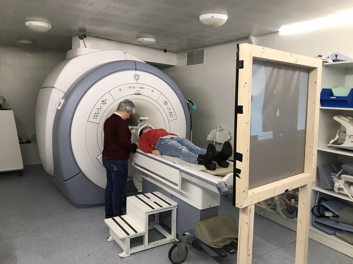 CrazyFeelingFB's tweet photo. Proyecto #BrainGamer financiado por @UNIR_Investiga @EsportsCatUMA hoy con captura de actividad neuronal en grupo control de género femenino.

Capturadas imágenes del 50% de la muestra experimental y control. Empezaremos con el 50% restante después de 🎄

Felices Fiestas a todos https://t.co/IsJRANiM1u