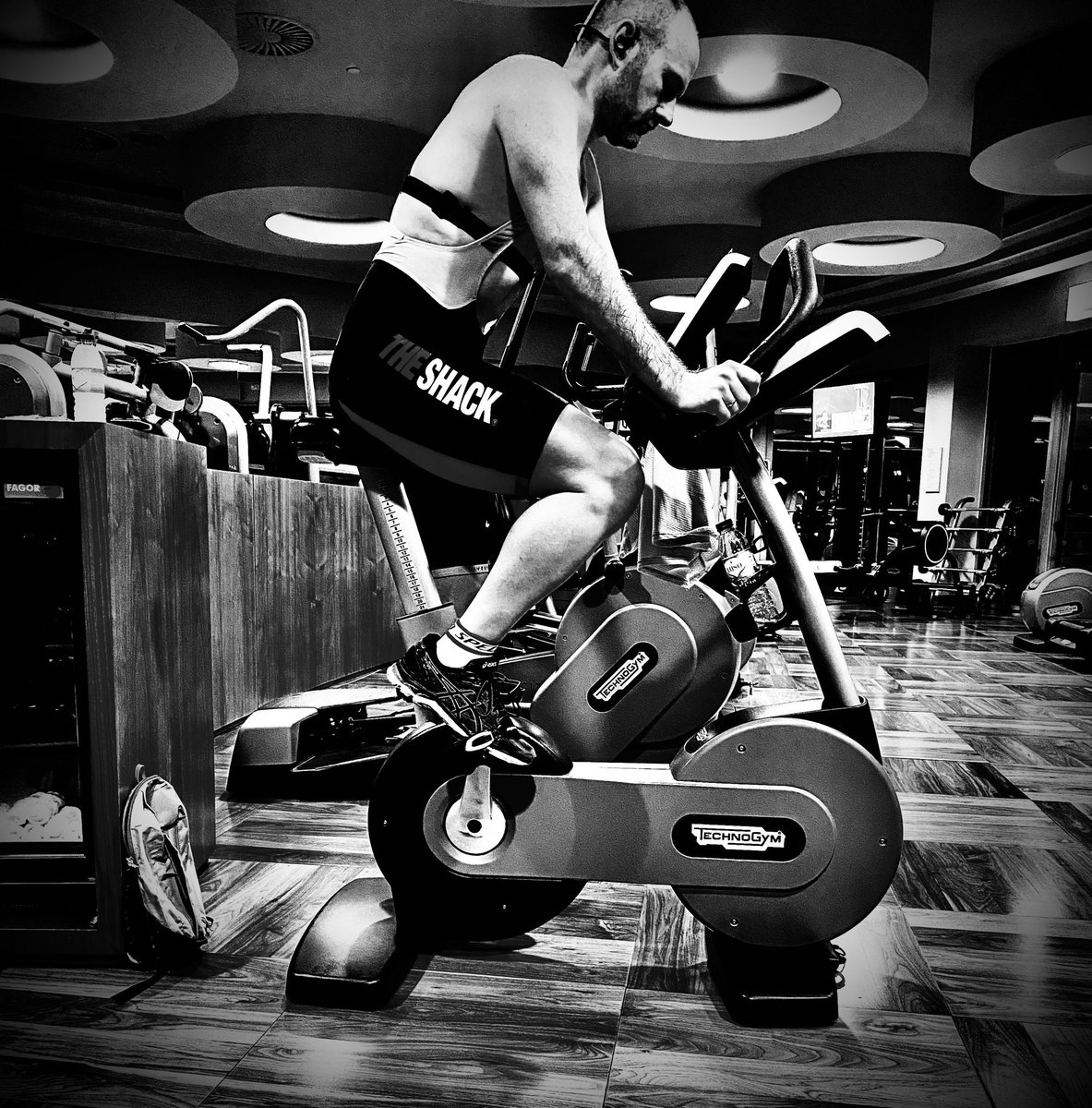 As @therock would say the hardest working person in the room this am at 05:15! <a href="/tri_ireland/">Triathlon Ireland</a> <a href="/HUUBDesign/">HUUB Design</a> <a href="/TheCampusQDL/">The Campus</a> <a href="/athlostriathlon/">Athlos Triathlon</a> @pioneercyclo <a href="/SpecializedIre3/">Specialized Ireland</a> <a href="/ASICSeurope/">ASICS Europe</a> <a href="/Technogym/">Technogym</a> <a href="/GoZwift/">Zwift</a> <a href="/werkdodger/">Eric Min</a> <a href="/QDLResort/">Quinta do Lago</a> <a href="/ConradAlgarve/">Conrad Algarve</a> <a href="/worldtriathlon/">World Triathlon</a>