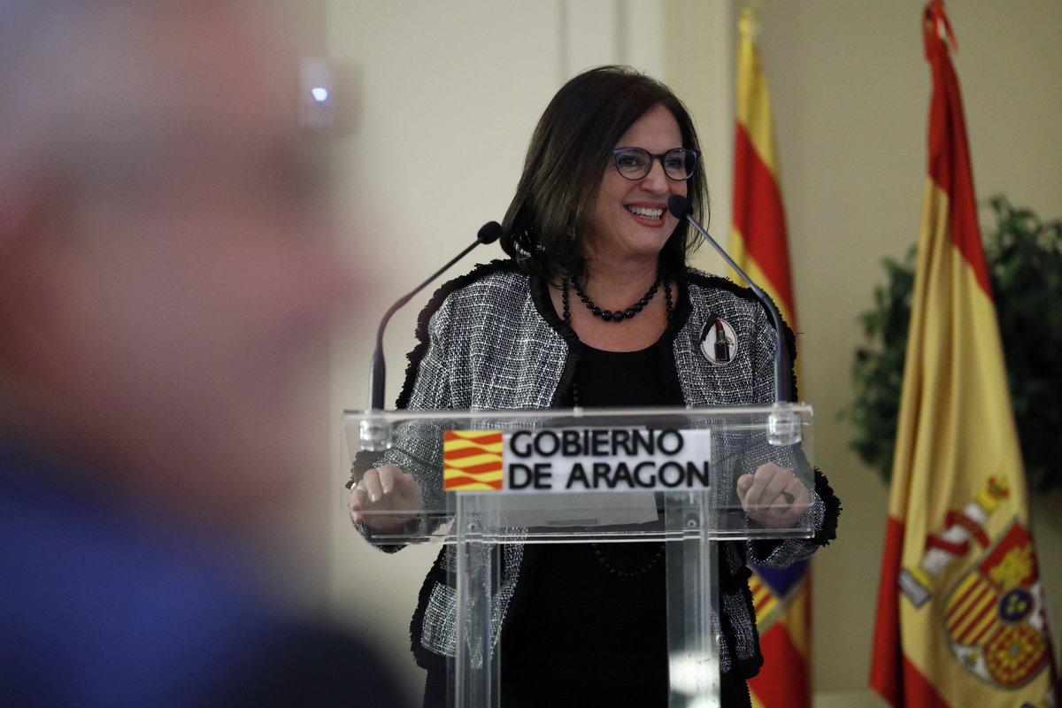 Con ilusión os comparto mi agradecimiento a todos, la NdP y la colección de fotos del primer encuentro de nuestro "Círculo Alimentario".

#ComparteElSecreto Juntos, muy lejos...

linkedin.com/pulse/c%C3%ADr…

<a href="/GobAragon/">Gobierno de Aragón</a> <a href="/joaquinolona/">Joaquín Olona Blasco</a> <a href="/aragonalimentos/">Aragón Alimentos</a> 

Feliz Navidad y !gracias equipo!