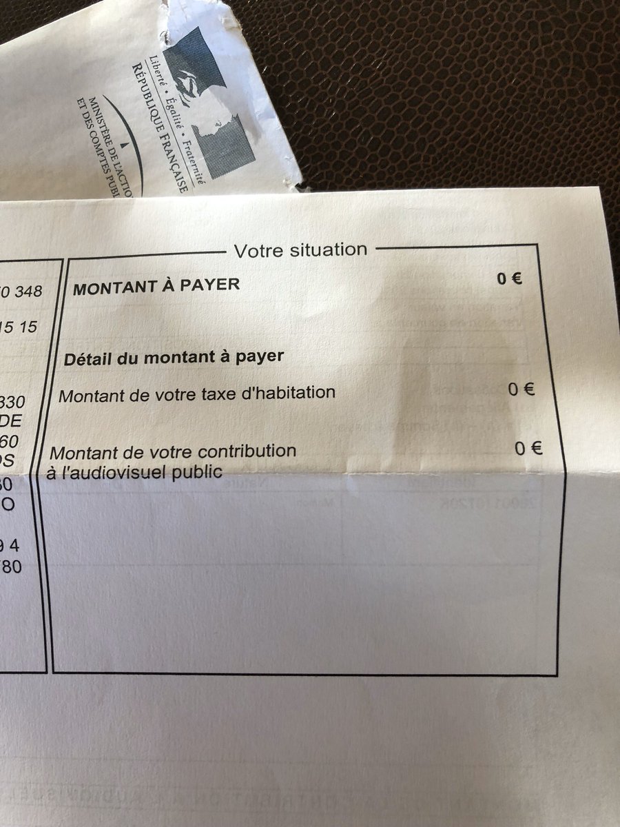 jodelugo's tweet photo. Merci @EmmanuelMacron
Ma maman 92 ans, 1000€de retraite.540€ de taxe d’hab. en 2017
Baisse de 40% en 2018. Et cette année 0. Et PLUS d’audiovisuel (surprise)
Mais QUI le dit dans tous ces geignards
Pquoi pas d’honnêteté ds le gain de pouvoir d’achat
@FranceInsoumise MENTEURS https://t.co/GMuksSXcsL