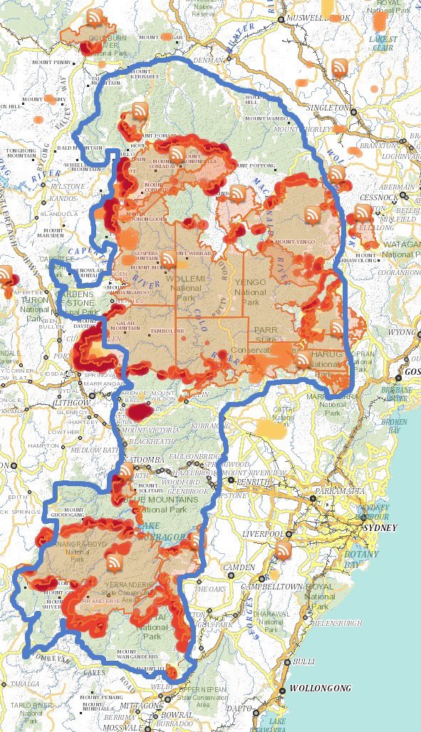 jennaloveaus's tweet image. The blue outline is Blue Mountains National Park. There’s not much left to burn. 

#nswfires