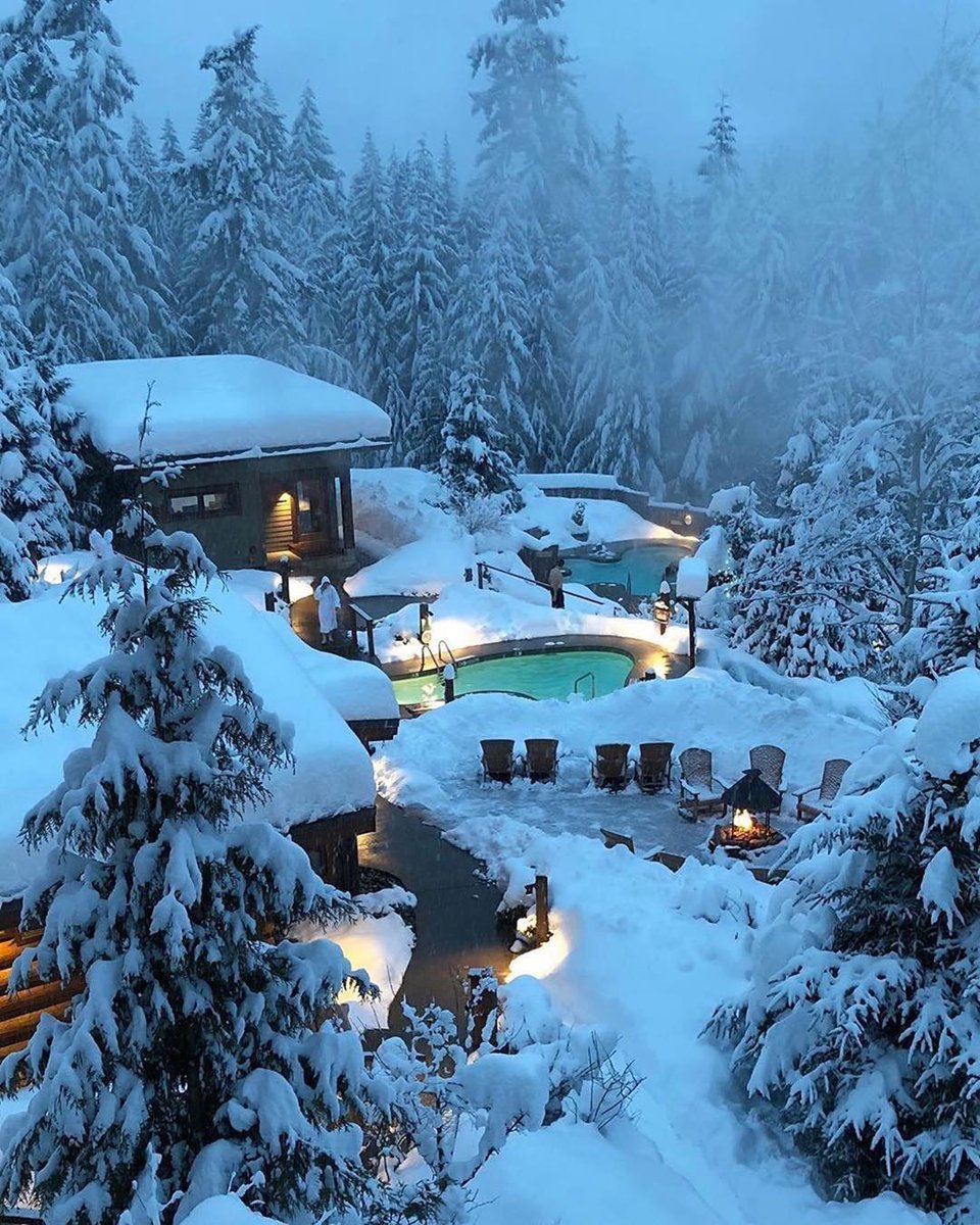 Whistler, Canada

(via Instagram/aayahe)