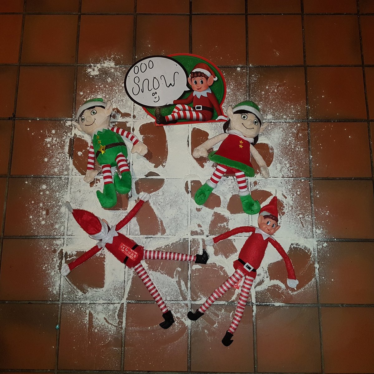Toys_Fun_Fam's tweet photo. It's has snowed in our house last night. 

#elves #noelfcontrol #naughtyelves #mischeivious @ElvesBB #elfonashelf #elfontheshelf @elfadventures #elf #elftastic #buddytheelf #snow #snowangels #messyelves #snowing #christmas🎄 #christmastime #kidsinfluencer https://t.co/E1u7SHpOMP