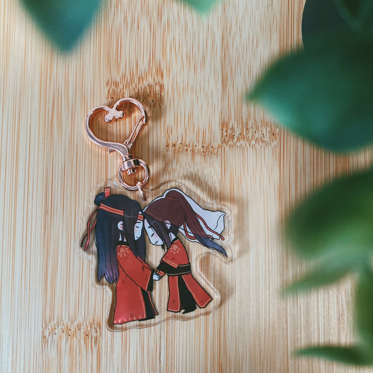 thisiskeets's tweet photo. Hosting a little giveaway this festive season as a thankyou for all the kind comments, kofis &amp; support this year.（*´▽｀*）

Winners can pick either the Hualian standee or the Wangxian keychain to be mailed to you! Merry Christmas! 🎄 

#MDZS #TGCF #MoDaoZuShi #TianGuanCiFu https://t.co/HuFogcI1vX