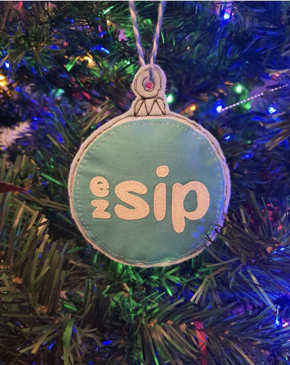 It really is beginning to feel a lot like #Christmas and we just love our #festive ez-sip bauble A huge Thankyou to the fabulous Stacey from staceyhardwick.com  #Christmastime #giftideas