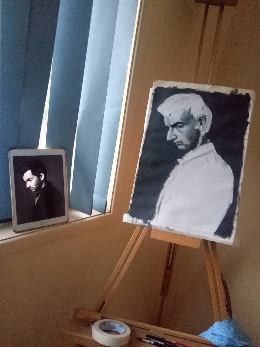 JessicaChenArt's tweet photo. To beard or not to beard? That is the question #DavidTennant #acrylicpainting #portraiture #wip https://t.co/GEld3BLXmI