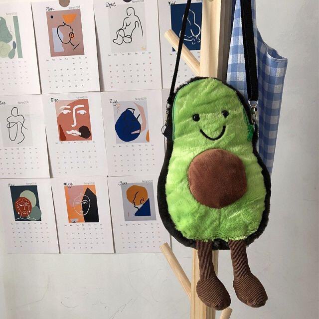 itsmyclosettttt's tweet photo. ‼️แจก‼️กระเป๋า avocado 1 รางวัล เป็นของขวัญปีใหม่สำหรับลูกค้าที่น่ารัก&amp;คนที่มาร่วมสนุกน้า✨🎄

🥑RT+Follow+บอกเพลงที่ชอบ1เพลง
🥑ประกาศ 1 ม.ค. 63

#แจก #ส่งต่อ #ส่งต่อเสื้อผ้ามือสองสภาพดี #ส่งต่อเสื้อผ้า #เสื้อผ้ามือสอง #เสื้อผ้าสไตล์เกาหลี #เสื้อผ้ามือสองสภาพดี #กระเป๋าสะพายข้าง https://t.co/sWfBr0Lae5
